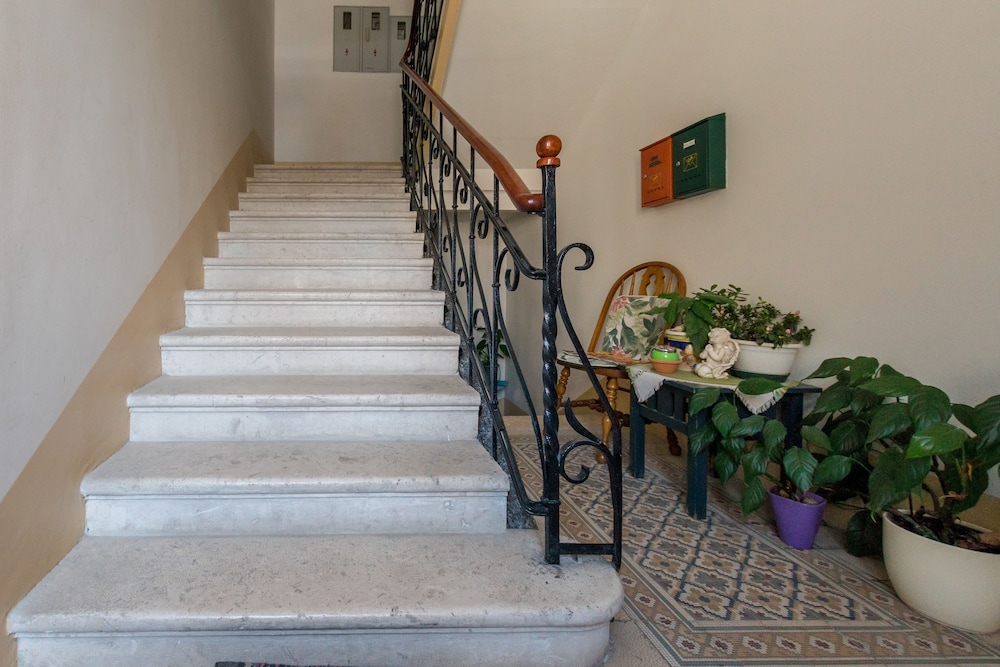 PIETRA ROSSA Luxury Rooms 50/66