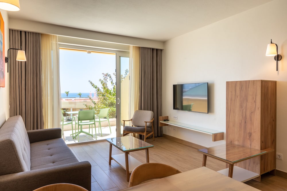 Aparthotel Vila Luz 51/71
