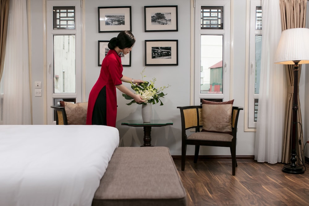 Hong Ngoc Dynastie Hotel 57/74