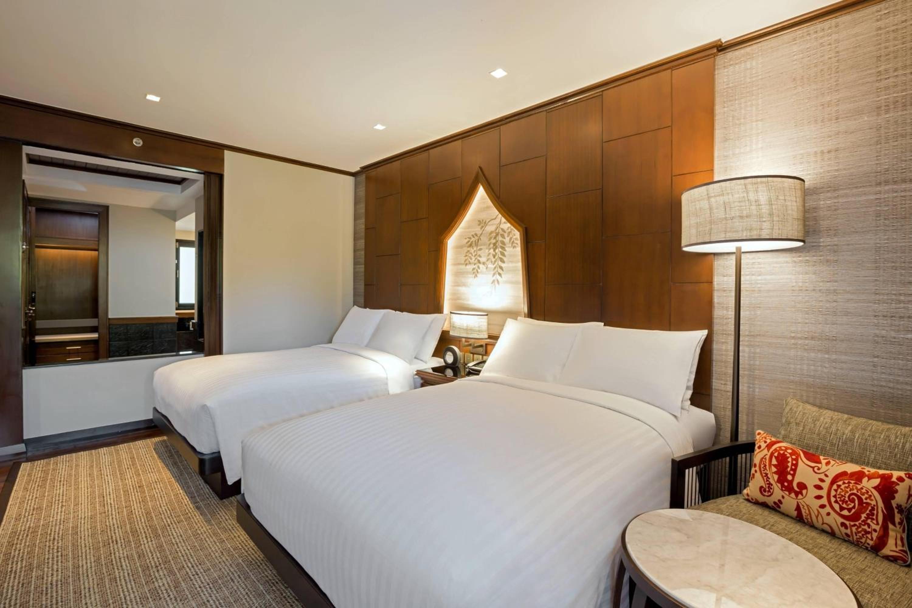 Guest Room, Premium, 2 Double Beds, Pool Access
