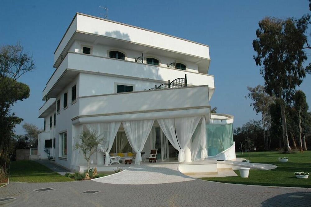 Il San Francesco Charming Hotel 2/63