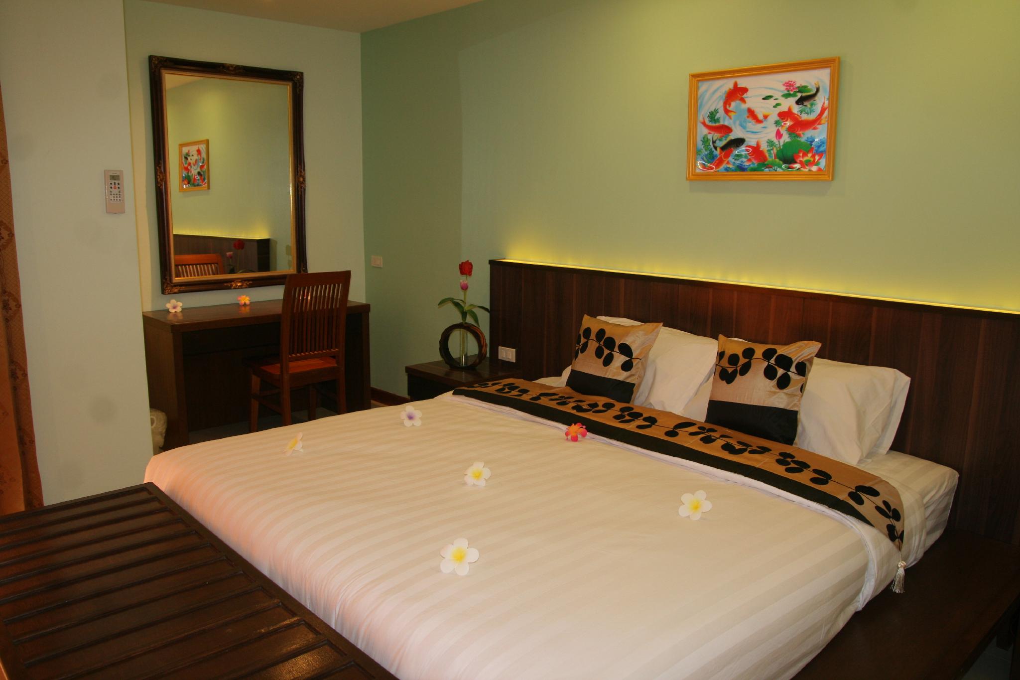 Siam Platinum Pattaya 20/44