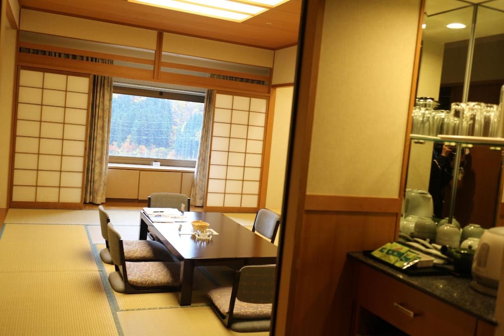 Naspa New Otani Hotel 42/75