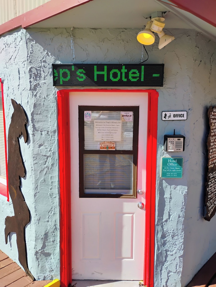 Shep's Miners Inn 6/50