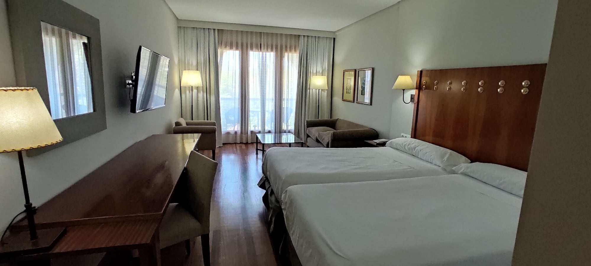 STANDARD, TWIN BEDS