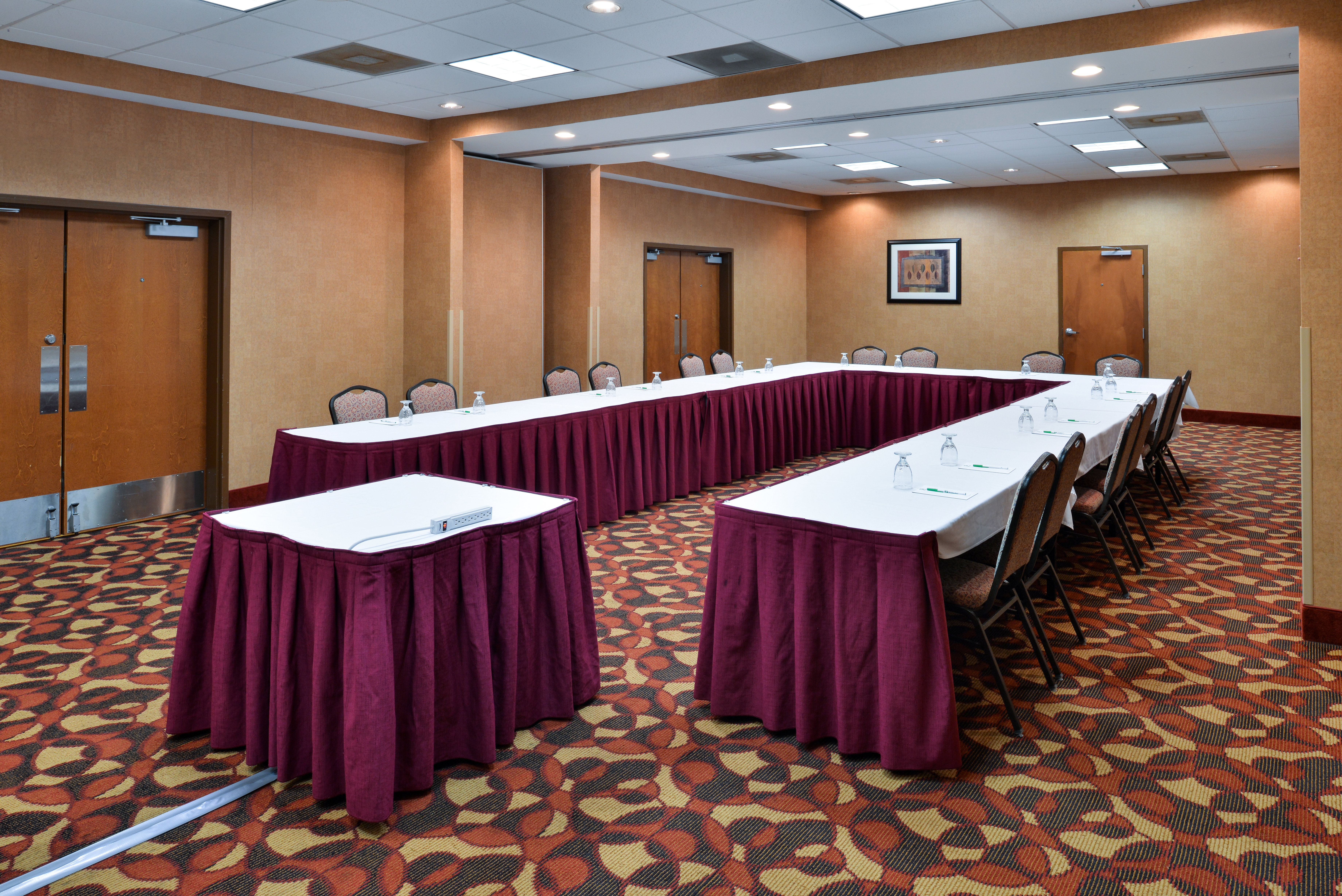Holiday Inn Martinsburg 13/81