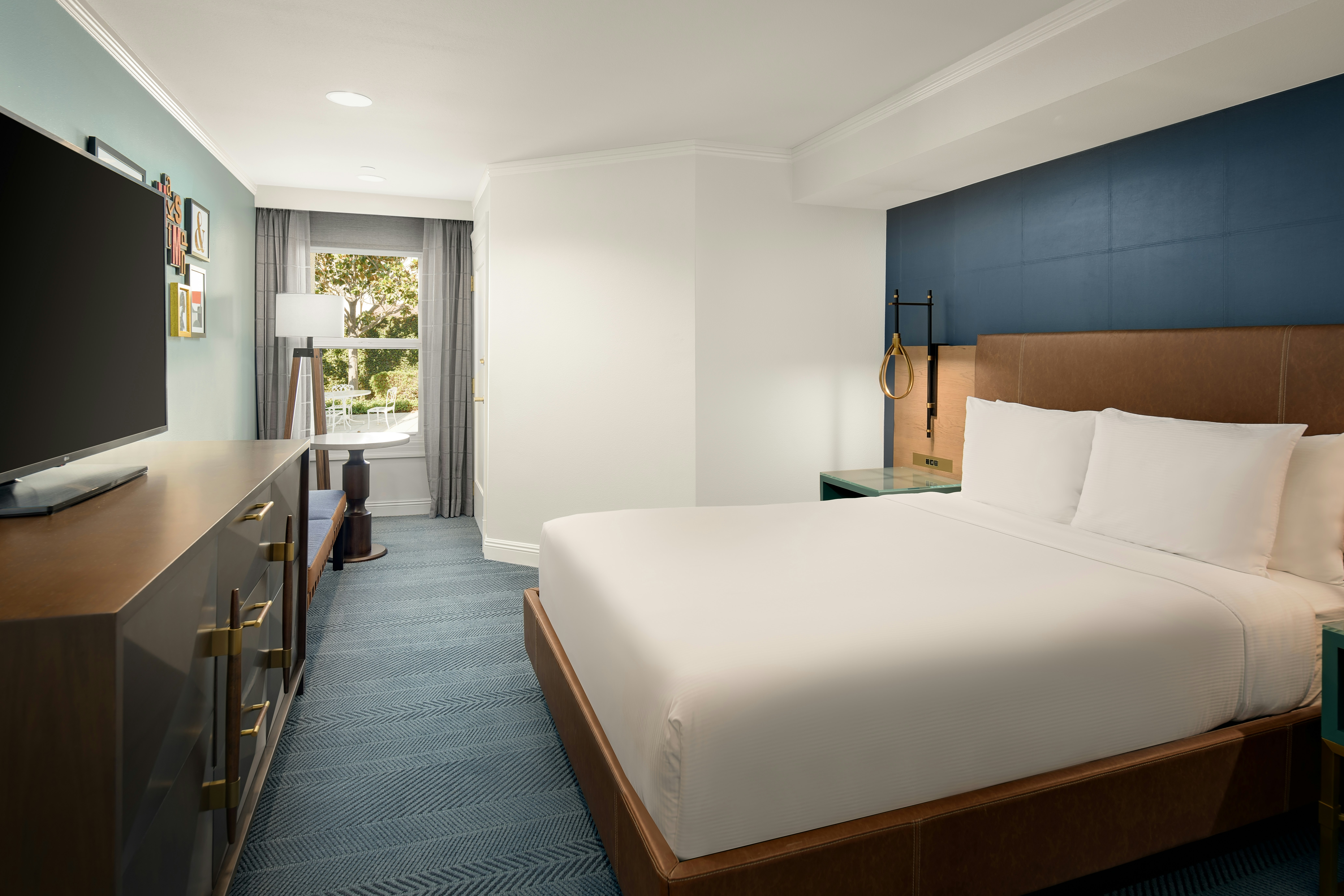 Studio, Suite, Queen Bed, Accessible, Hayes Mansion San Jose, Curio Collection by Hilton 2/4