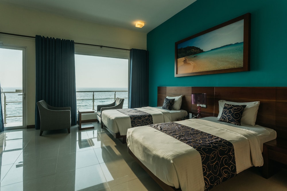 Mirage Colombo Hotel 27/81