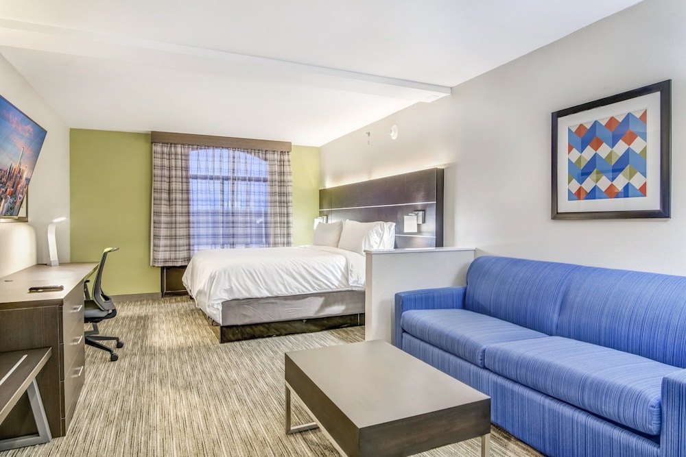 Holiday Inn Express and Suites Longview North 25/58