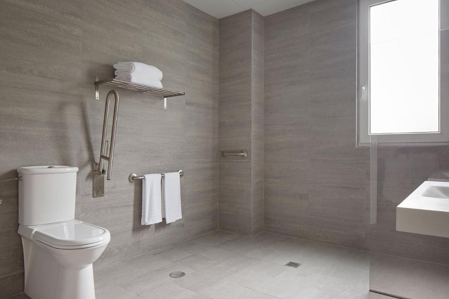 Hotel Sukha 23/26