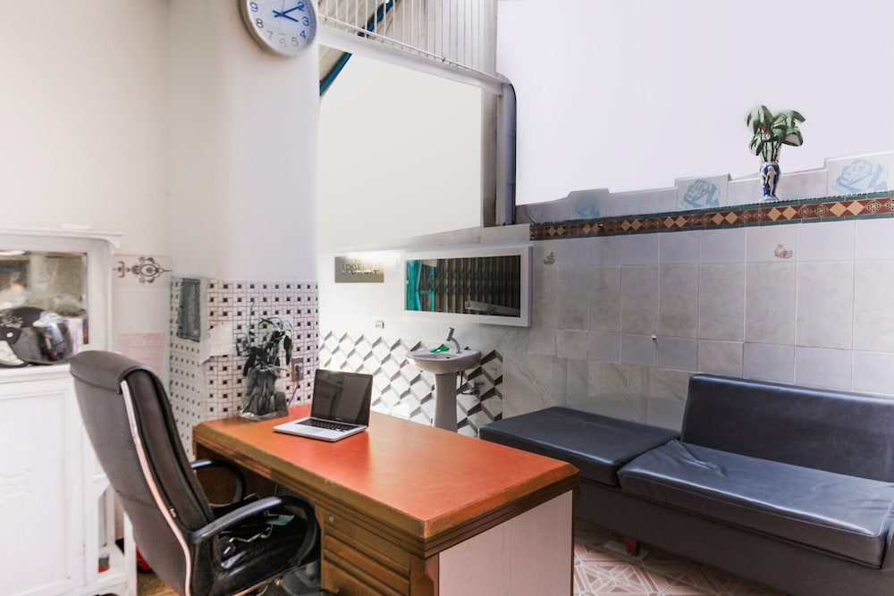 OYO 2628 Kartini Residence 25/29