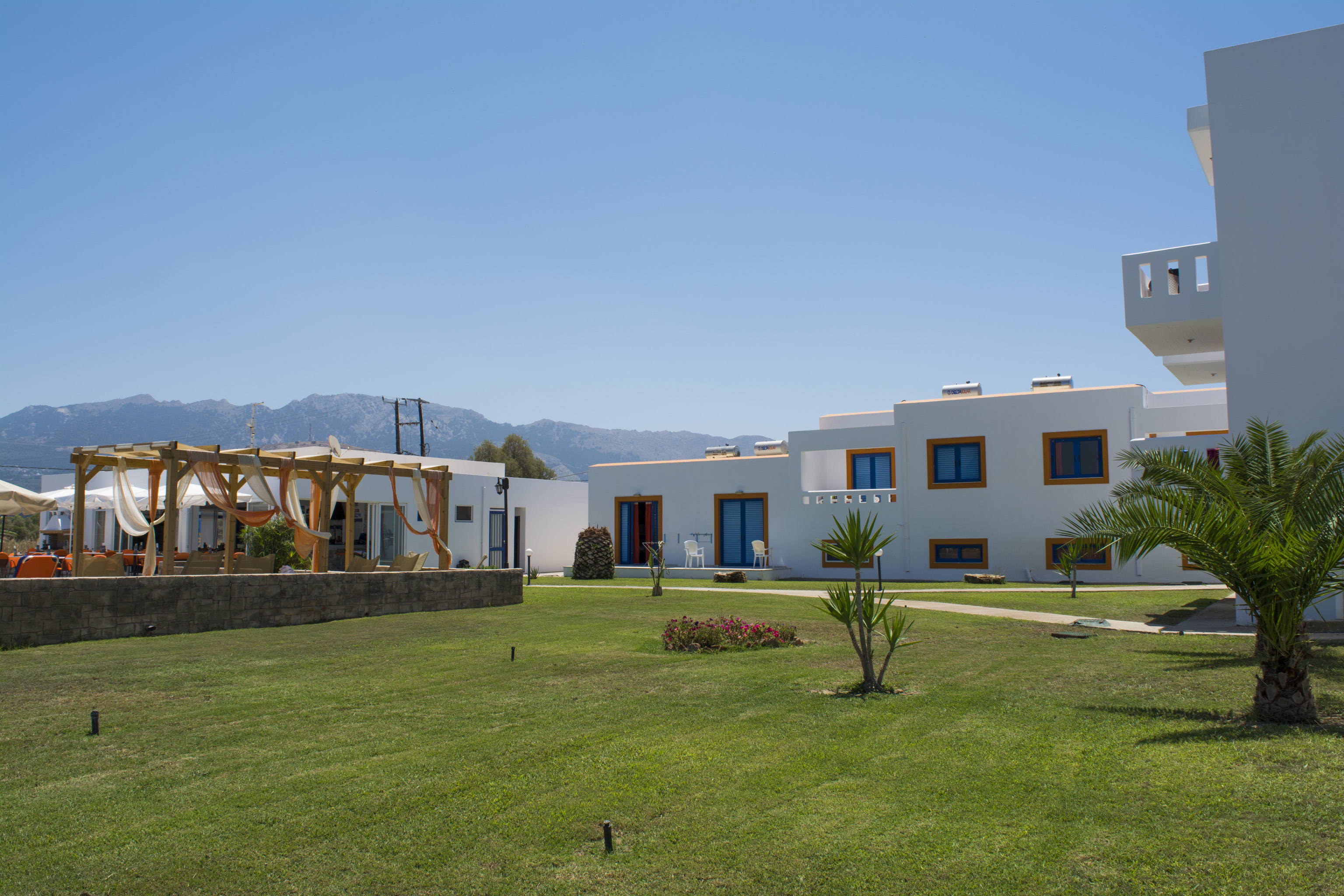 Bouradanis Village Hotel 44/50