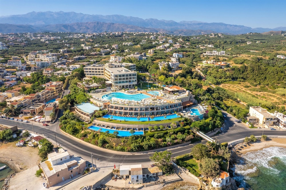 Leptos Panorama Hotel in CHANIA