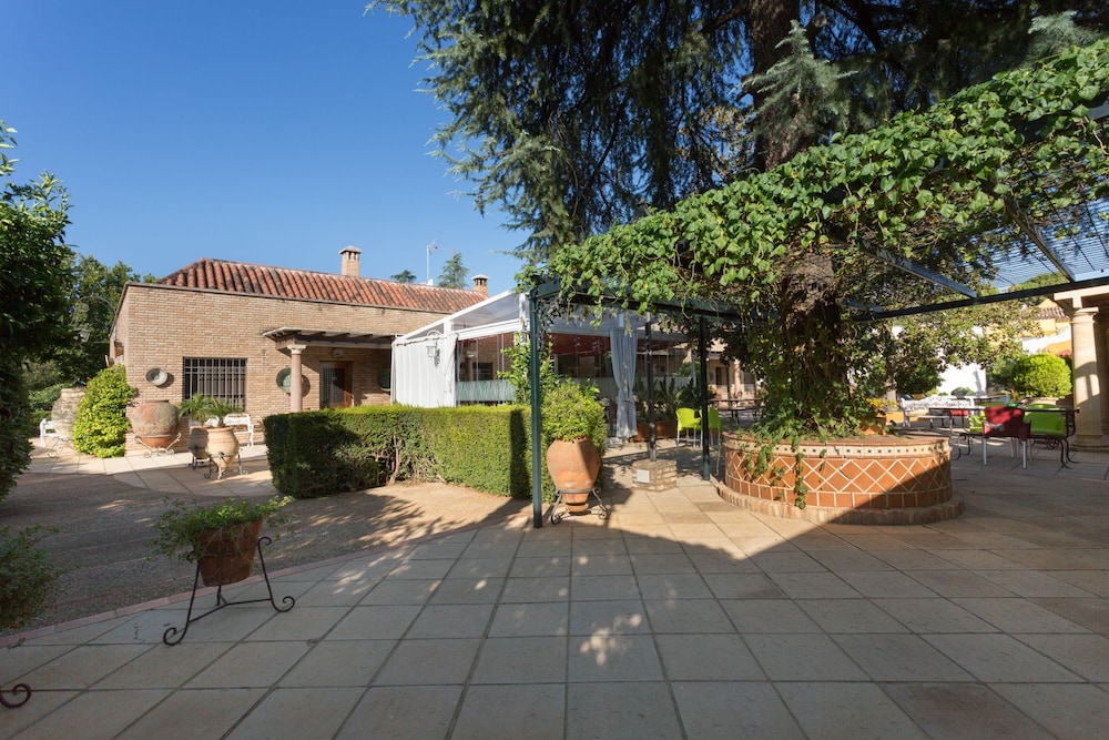 Hotel Riad Arruzafa 59/67