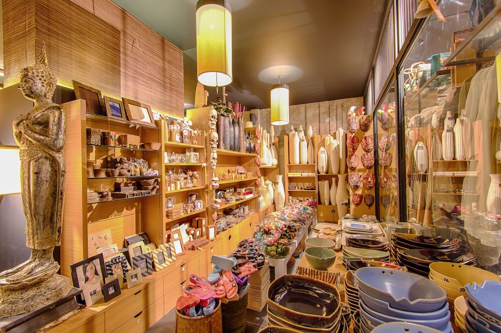 Lot 33 Boutique Hotel 37/50