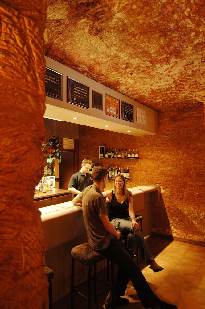 Desert Cave Hotel 46/50