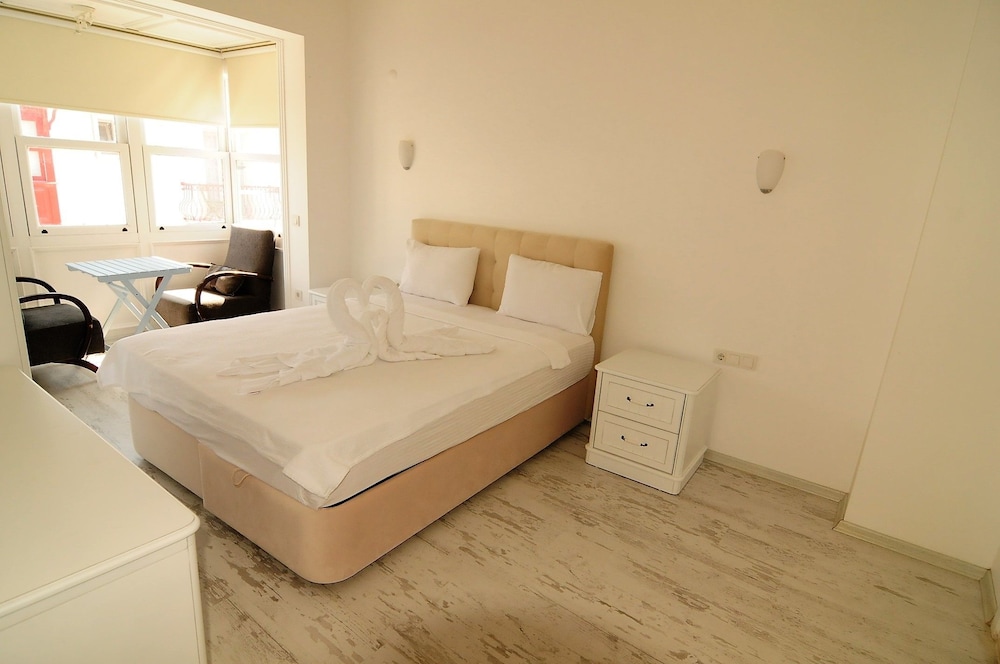 Alacati Eldoris Otel 8/50