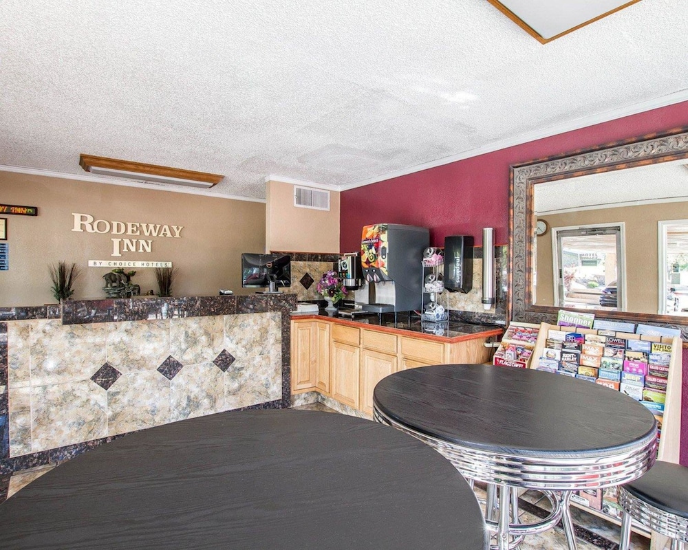 Rodeway Inn Downtown 25/31