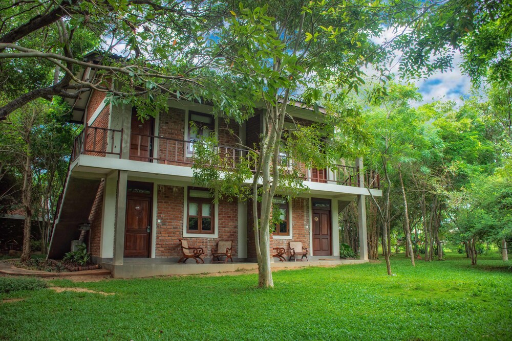 Camellia Resort And Spa 5/65