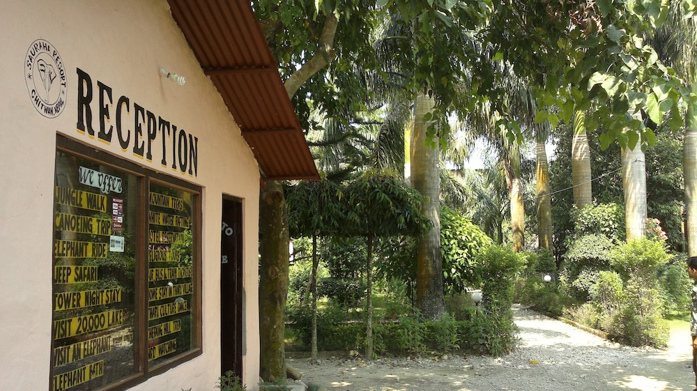 Sauraha Resort 4/50