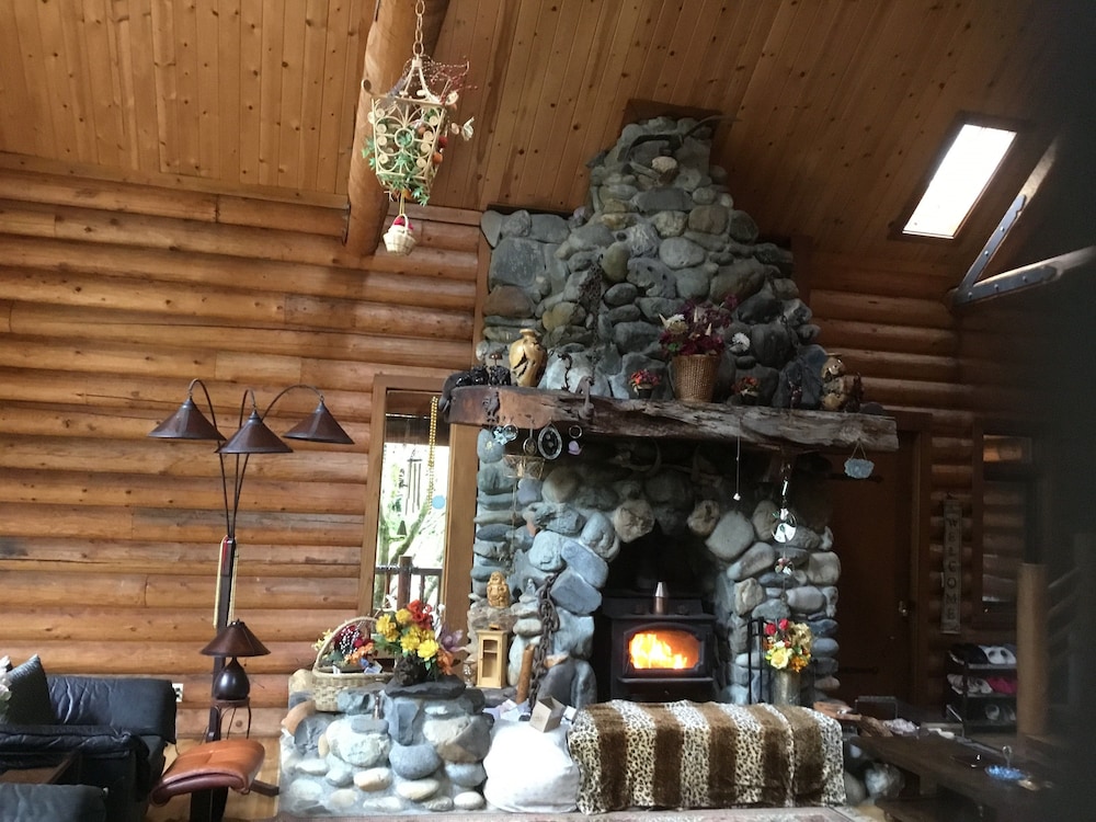 Redwood Log Cabin 2/12