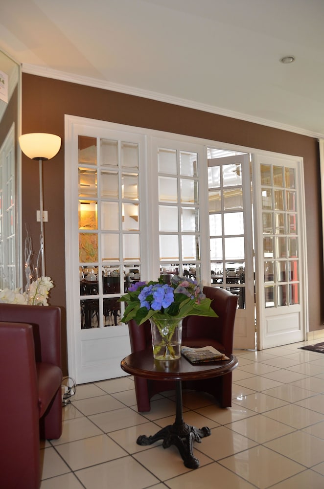 Brit Hotel Cherbourg Octeville 32/43