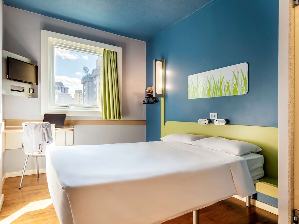 Ibis Budget Belo Horizonte Afonso Pena 18/63