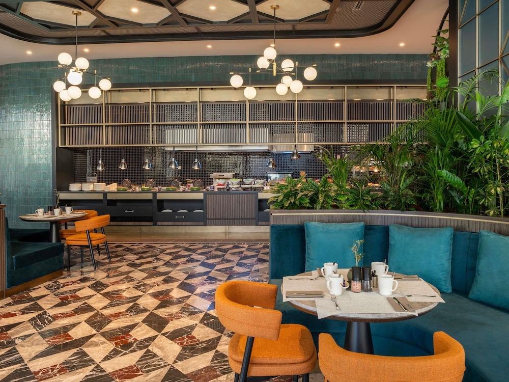 Movenpick Hotel Istanbul Marmara Sea 35/50