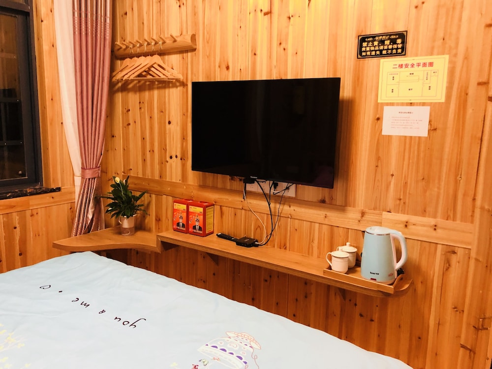 Zhangjiajie Yunqi Inn 8/10