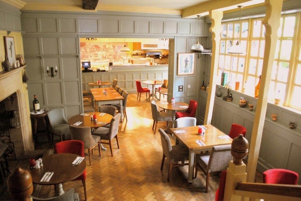 The Bear Hotel 32/33