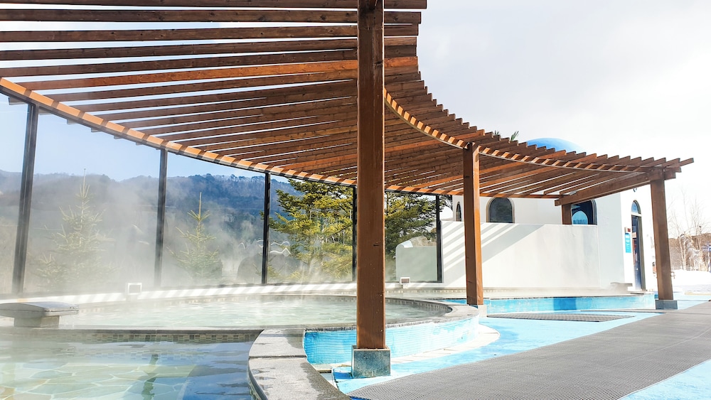 Phoenix Resort Pyeongchang 24/48