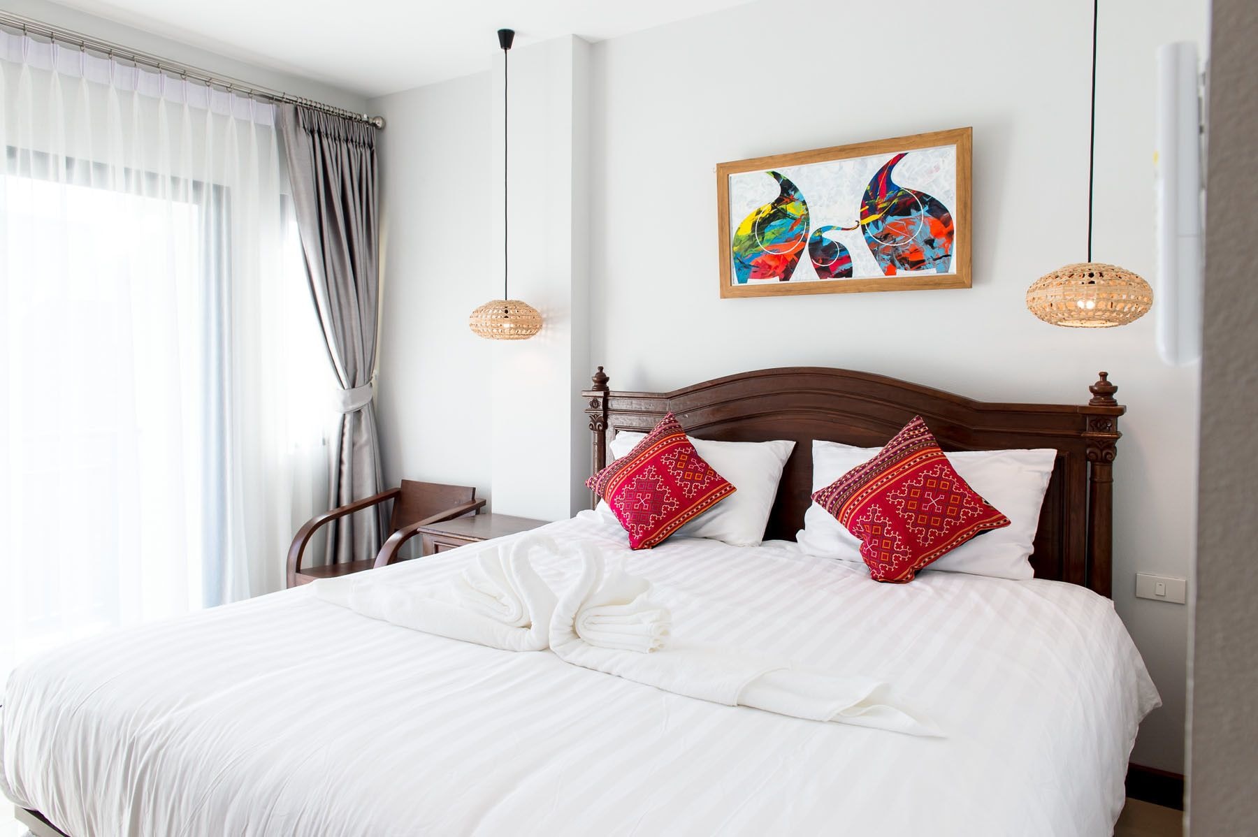DELUXE, KING BED, BALCONY