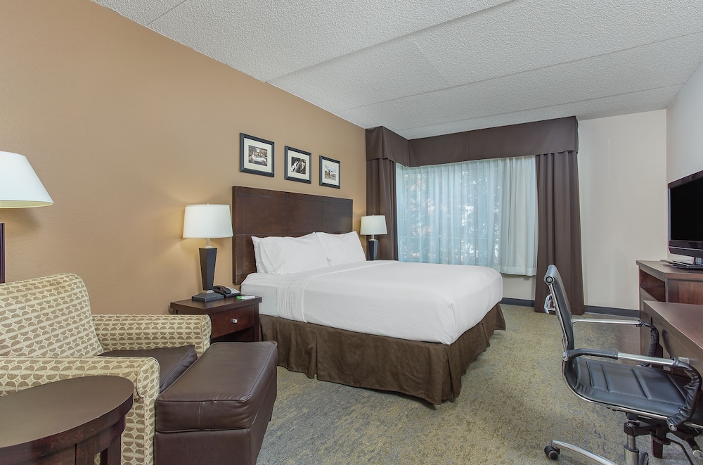 Holiday Inn Louisville Airport - Fair/Expo 23/57