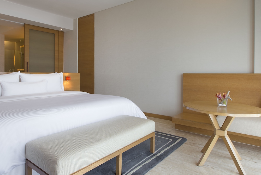 The Westin Mumbai Garden City 9/44