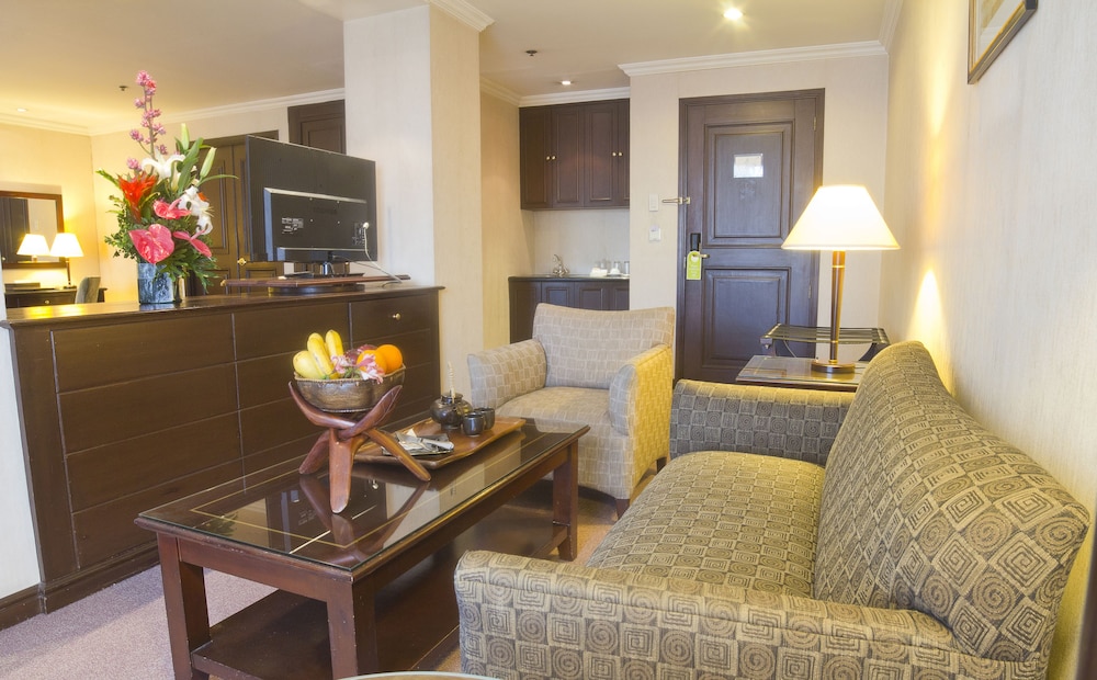 Herald Suites Solana 42/65