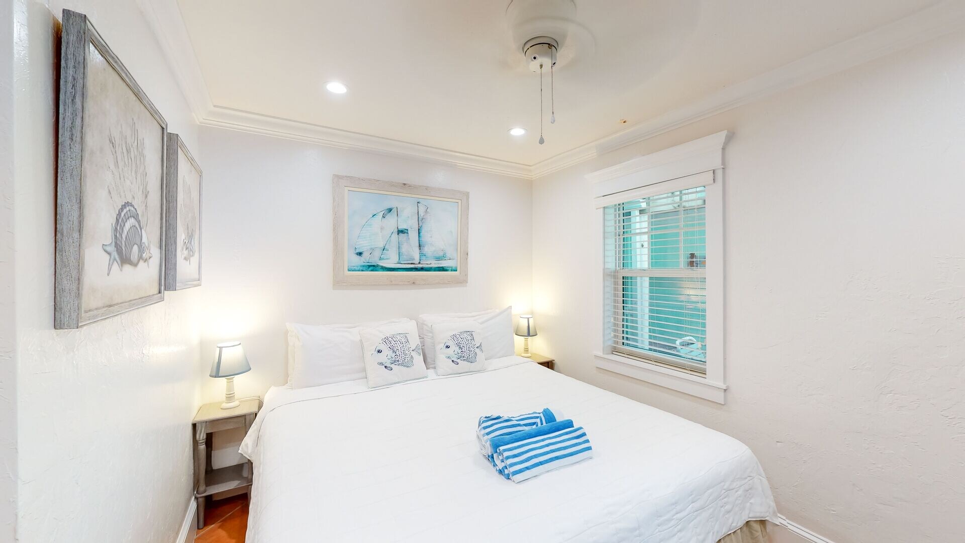 Room, King Bed, Resort View, Terrace
