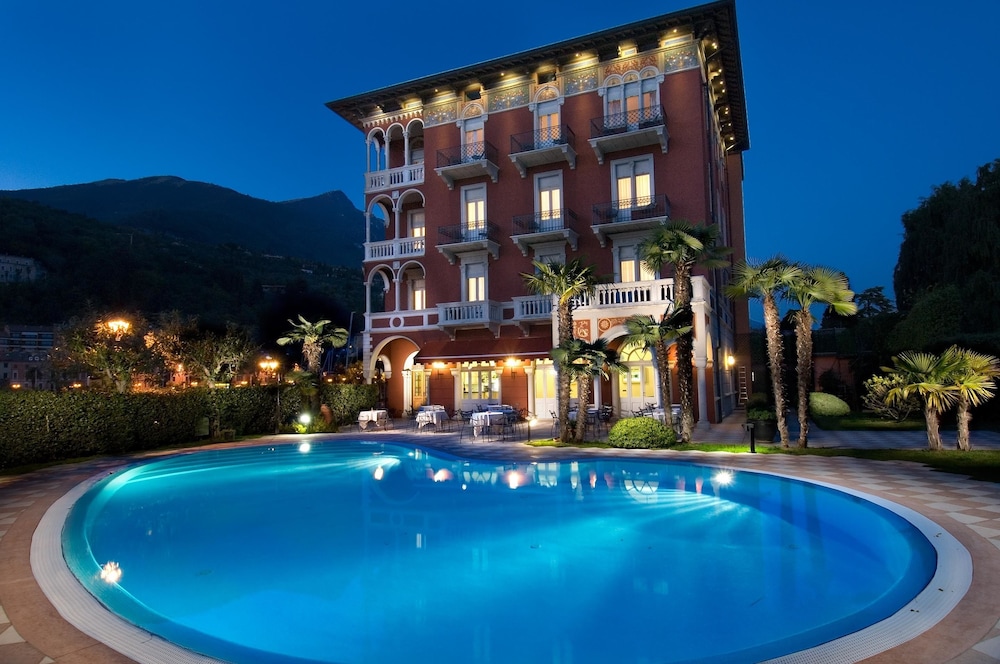 HOTEL MILANO 3/40