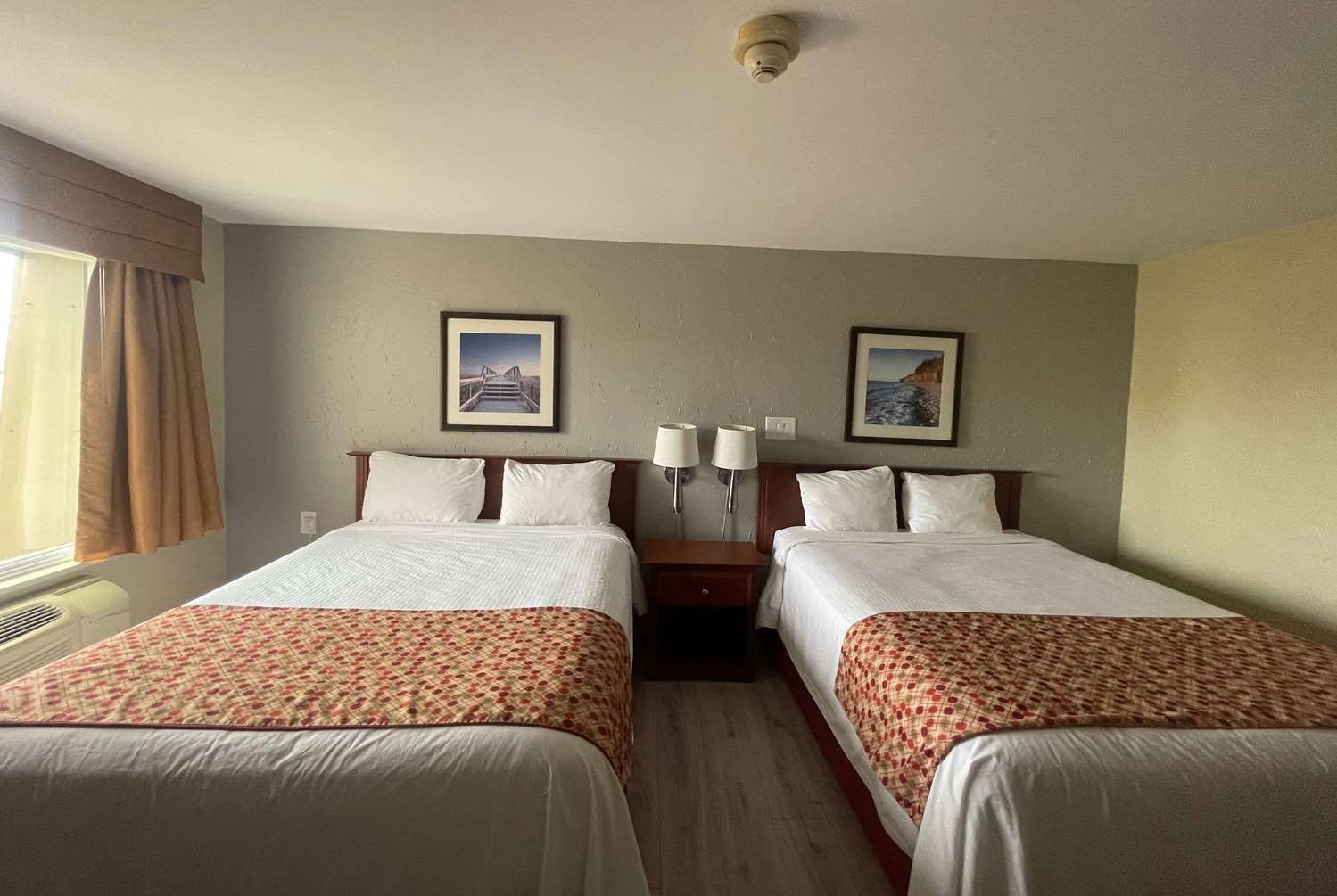 Super 8 By Wyndham Campbellton Nb 7/27