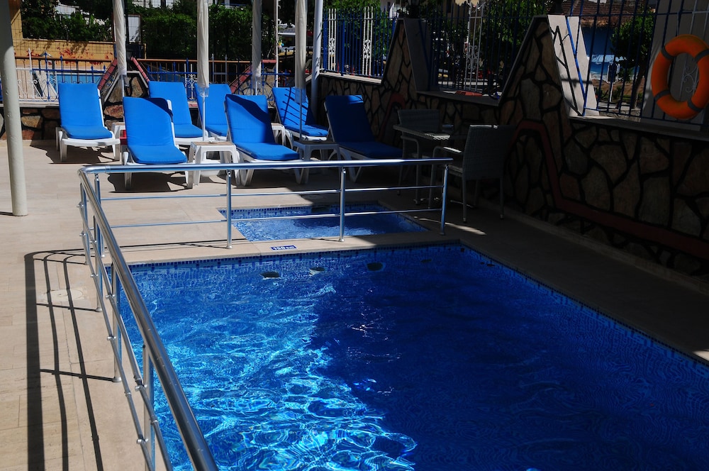 Hildegard Hotel 48/50