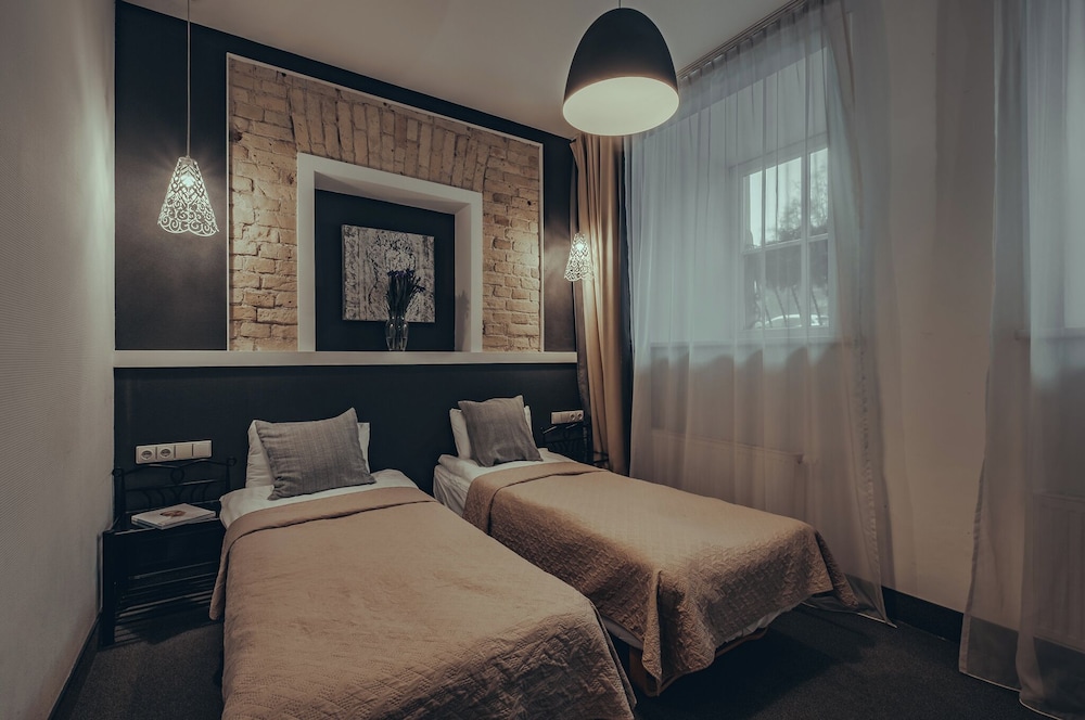 Moon Garden Art Hotel 27/70