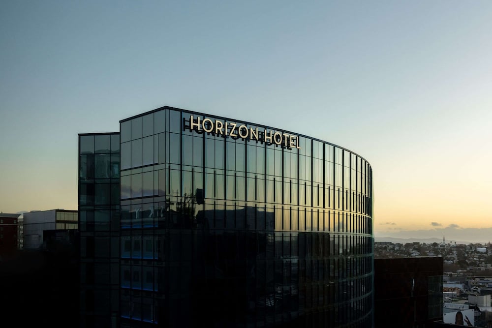 Horizon by SkyCity 4/41