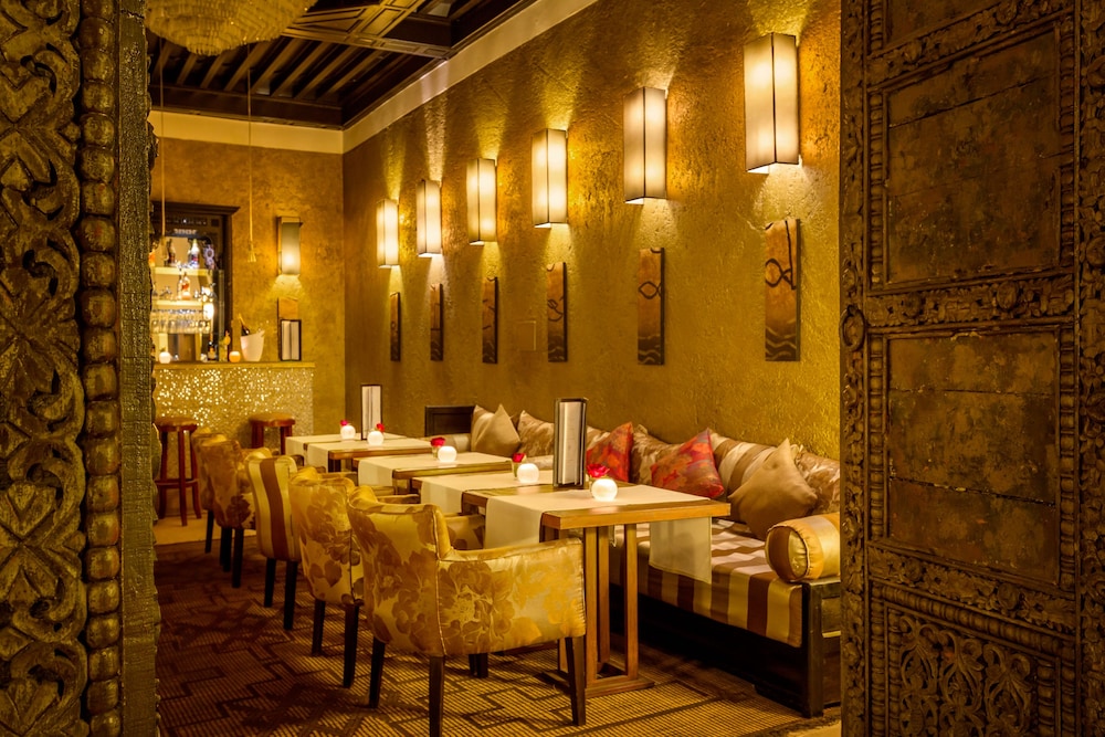 Palais Khum Boutique Hotel & Spa 59/72