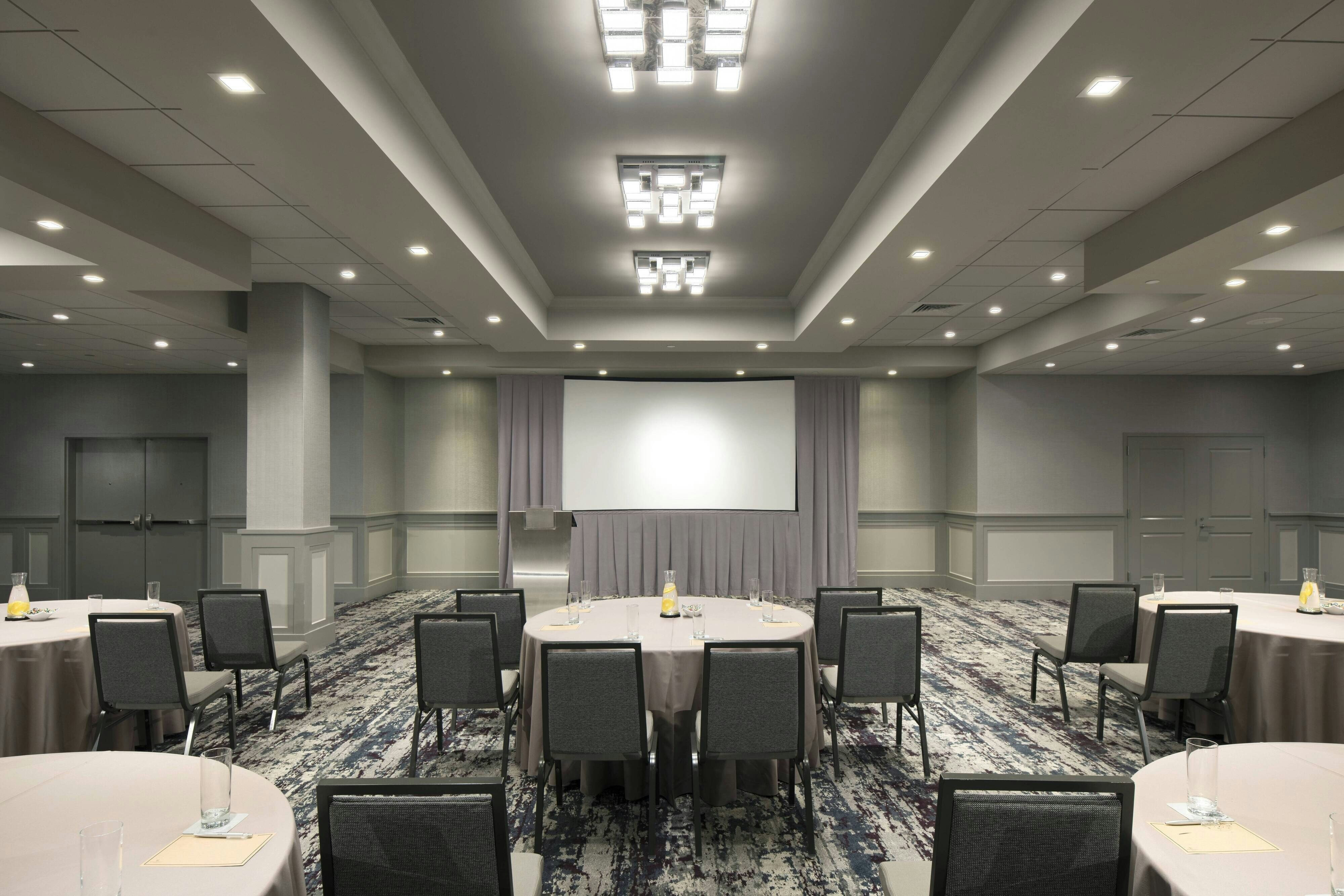 Renaissance Boston Patriot Place Hotel And Spa 45/59