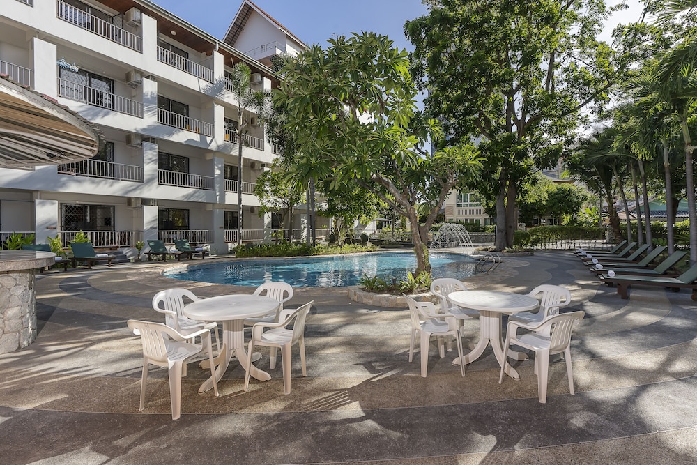 Bella Villa Pattaya 3rd Road 44/50