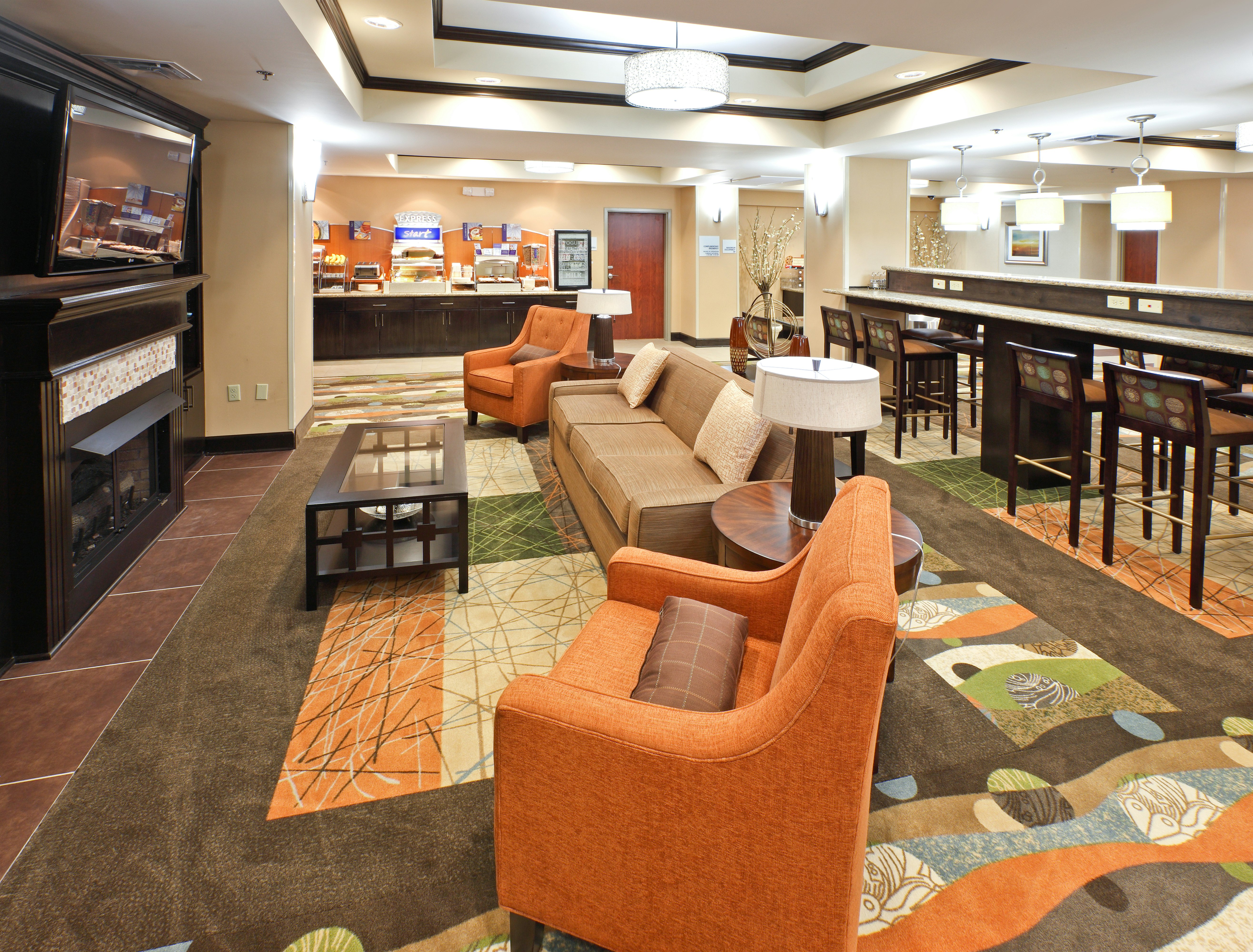Holiday Inn Express Suites Maumelle Little Rock Nw 30/42