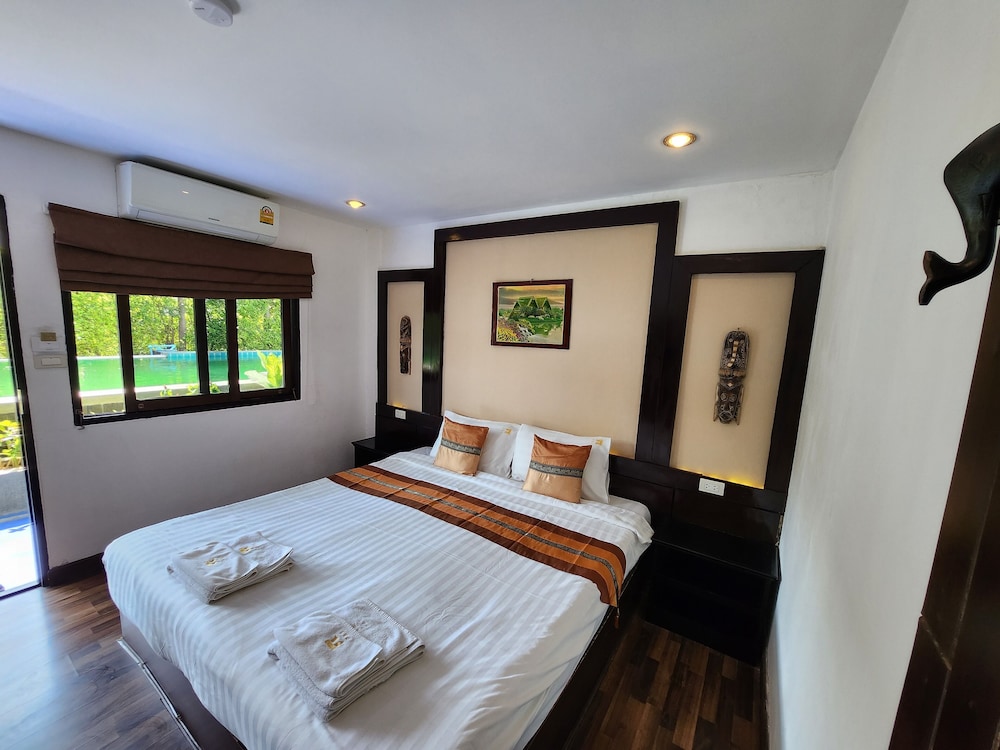 Pai Residence Chiangmai Gate 33/50