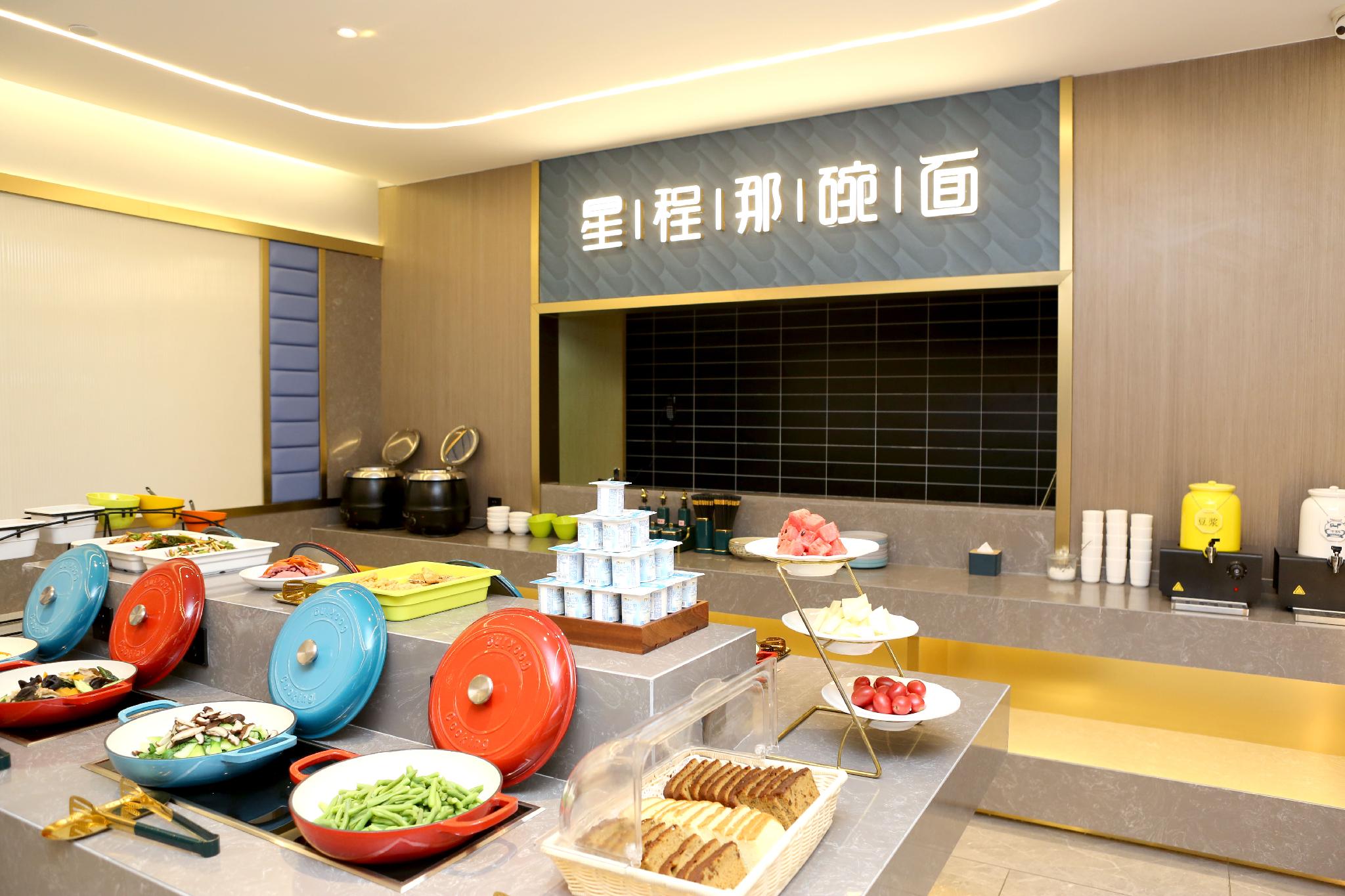 GREENTREE INN TAIYUAN YINGZE DISTRICT JIANSHE(S)ROAD CHANGFENG STREET HOTEL — 6