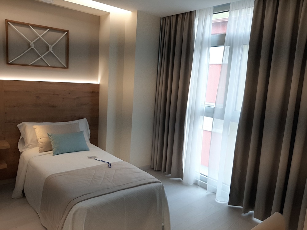 Hotel O Nautico Laxe 10/30