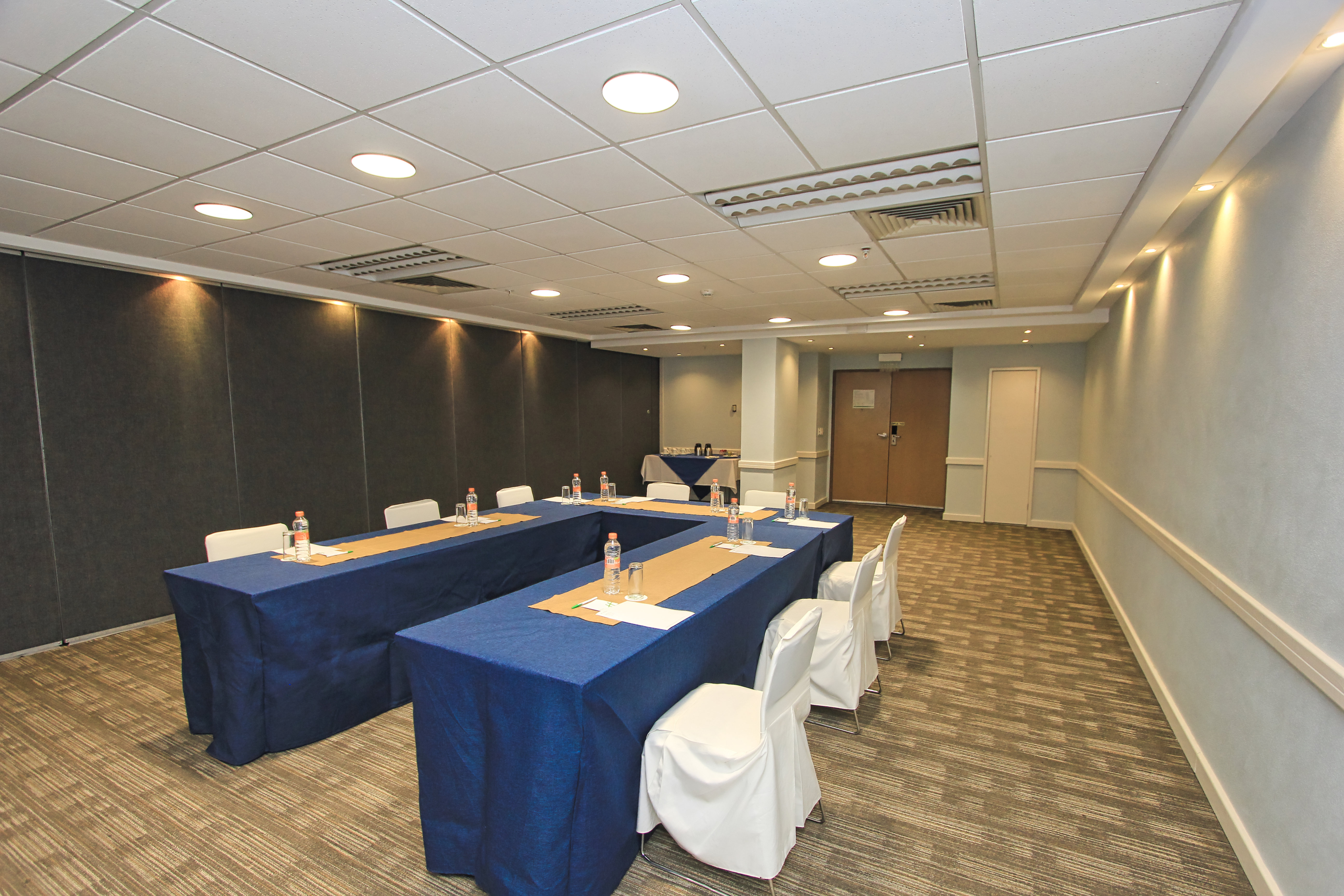 Holiday Inn Leon-Convention Center, an IHG Hotel 11/50