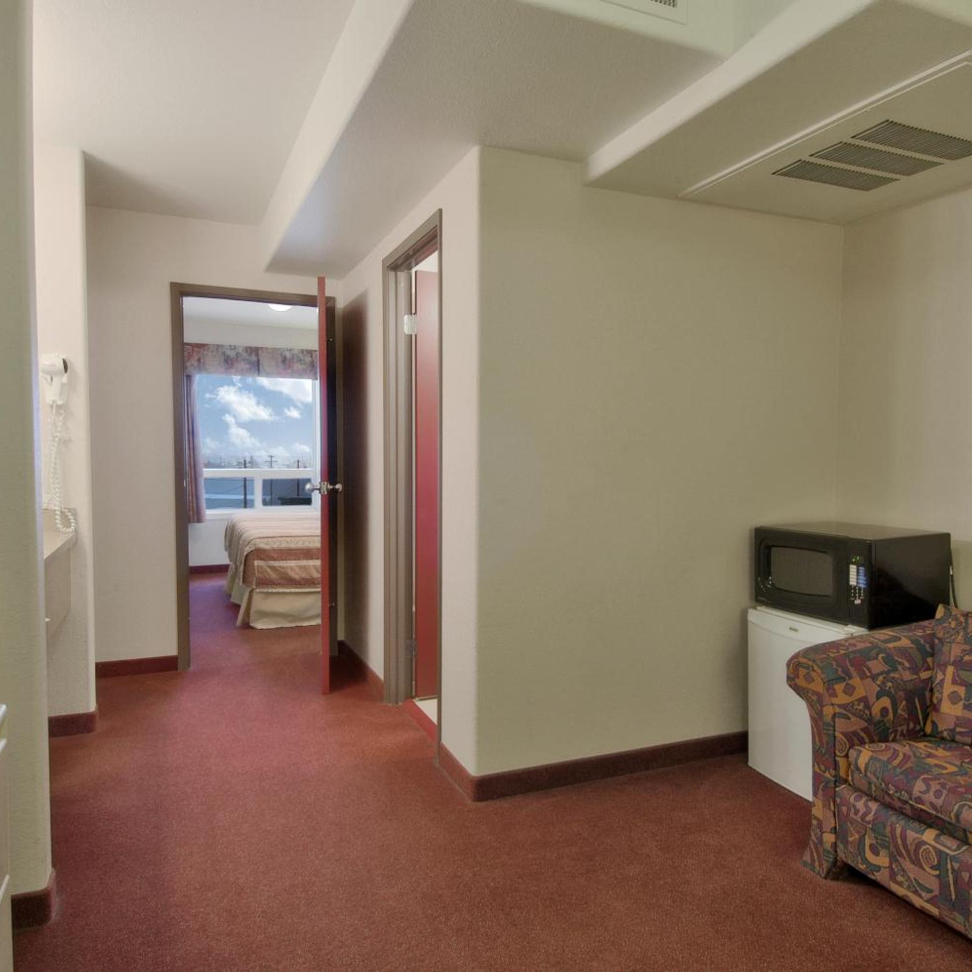 Super 8 by Wyndham Yellowknife 24/39